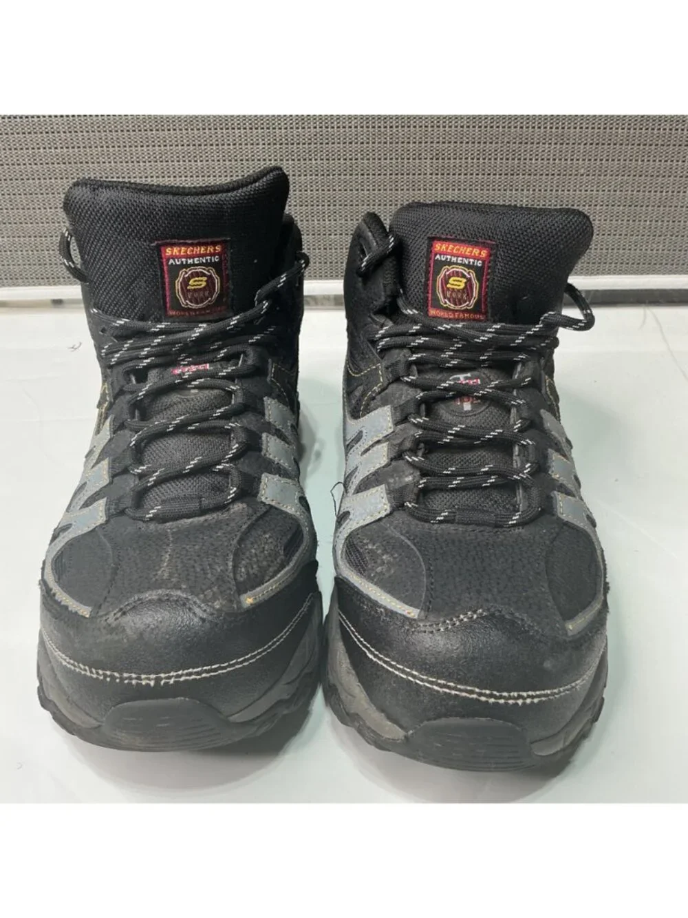Skechers Mens Black Steel Toe Work Boots Size 10 Slip Resistant Memory Foam Wide